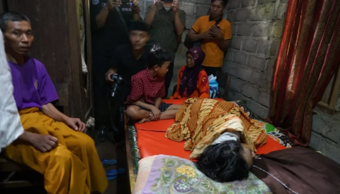 Viral Bocah Gunungkidul Putus Sekolah Rawat Orang Tua Sakit, Pemerintah Turun Tangan: Fendi Siap Sekolah Lagi