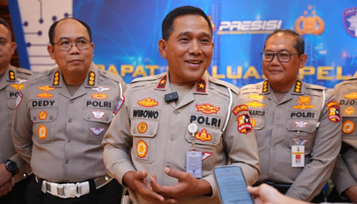 Korlantas Polri Ingatkan Pembeli Mobil Bekas Waspadai BPKB Palsu, Ini Cara Membedakannya