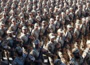 Iran Klaim Siap Perang Skala Penuh 6 Bulan, IRGC Sebut Rudal Terbaru Belum Digunakan