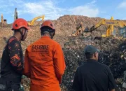 Longsor Sampah TPST Bantar Gebang Tewaskan 4 Orang, Menteri LH: Ini Alarm Keras Pembenahan Sistem Pengelolaan Sampah