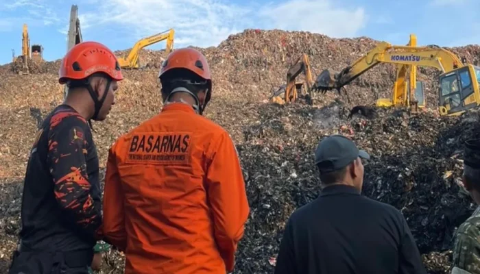 Longsor Sampah TPST Bantar Gebang Tewaskan 4 Orang, Menteri LH: Ini Alarm Keras Pembenahan Sistem Pengelolaan Sampah