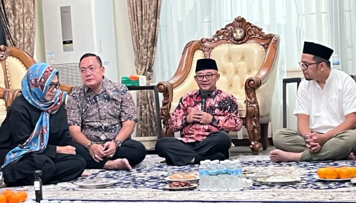 Mendikdasmen Abdul Mu’ti Dukung Pembatasan Media Sosial Anak di Bawah 16 Tahun