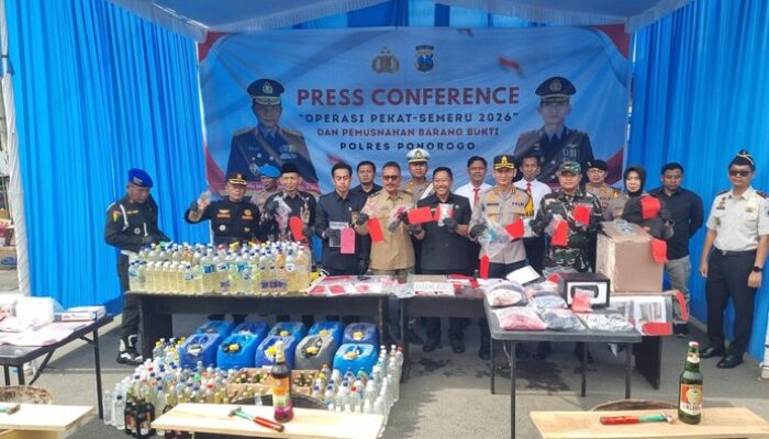 Polres Ponorogo Musnahkan Ratusan Liter Miras dan 3.453 Pil Dobel L dalam Operasi Pekat Jelang Lebaran 2026