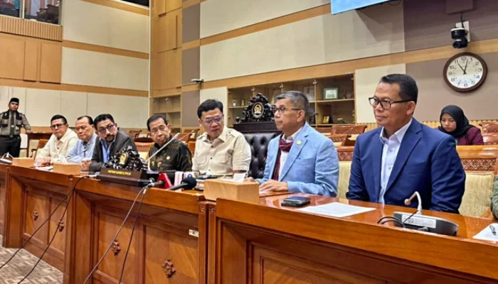 DPR Kecam Teror Air Keras terhadap Aktivis KontraS Andrie Yunus, Disebut Ancaman bagi Demokrasi