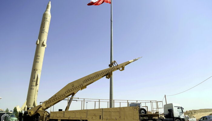 Iran Luncurkan Rudal Sejjil dalam Operasi True Promise 4, Targetkan Infrastruktur Militer Israel