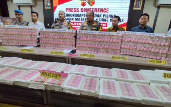 Jabar Hari Ini: Uang Palsu Rp12 Miliar Digagalkan, Rumah Ambruk di Bandung hingga 157 Perusahaan Belum Bayar THR