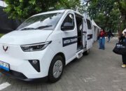 Wuling Serahkan Mobil Listrik Mitra EV untuk Ambulans dan Layanan Jenazah di Jakarta, Dorong Mobilitas Sosial Ramah Lingkungan
