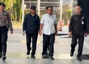 Bupati Tulungagung, Gato Sunu Wibowo saat tiba digedung Merah Putih KPK Sabtu (11/4)