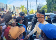 Tanpa Pengawalan Ketat, Wapres Gibran Diserbu Warga di Sorong: Aspirasi Pemekaran Imeko Mengemuka