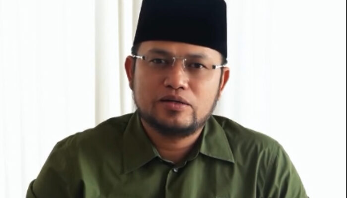 Viral Kursi Pijat Rp125 Juta, Gubernur Kaltim Minta Maaf: Siap Bayar Pribadi & Evaluasi Anggaran Rp25 Miliar