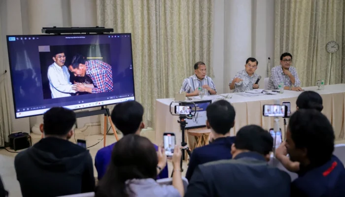 JK Bongkar Dugaan Permintaan Uang di Balik Isu Ijazah Jokowi: Tolak Rismon & Roy Suryo, Sebut Murni Fitnah