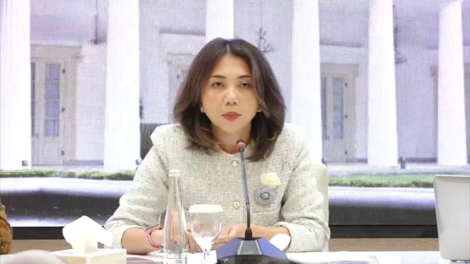 Juru Bicara Kemlu RI, Yvonne Mewengkang dalam Konferensi Pers di Kantor Kemlu RI, Jakarta, Kamis, 16 April 2026