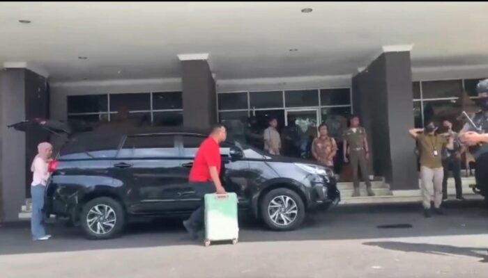 KPK Bongkar Dugaan Korupsi Bupati Tulungagung: 27 Pejabat Diperiksa, Modus Pemerasan Terkuak