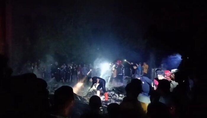 Kebakaran Hebat di Mojokerto, Pemilik Rumah Tewas Terjebak Api, Dua Motor Ludes