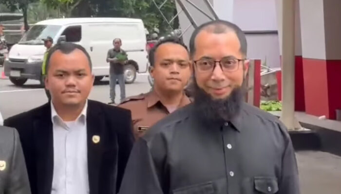 Bos Uhud Tour Kembalikan Rp8,4 Miliar ke KPK, Klaim Tak Tahu Asal Dana Kasus Kuota Haji