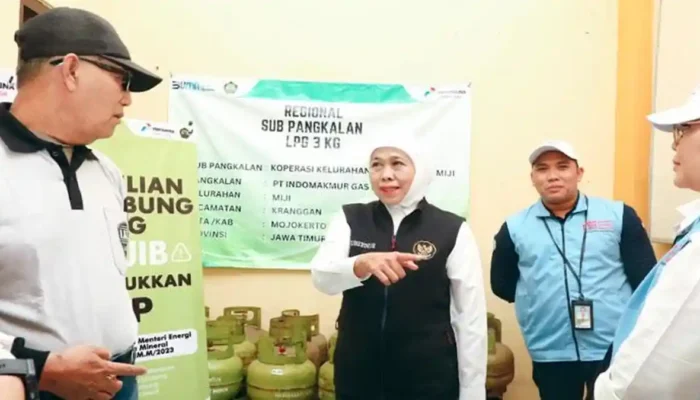 Khofifah Pastikan Stok LPG & BBM Aman di Jatim, Warga Diminta Tak Panic Buying: Distribusi Diperketat