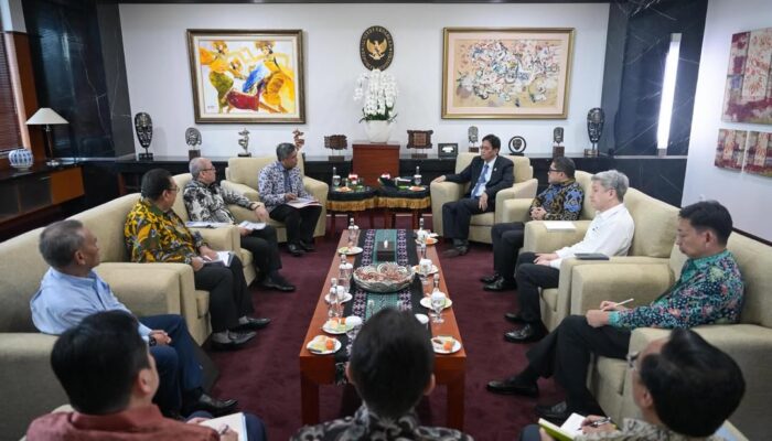 Menkeu Purbaya Bahas Insentif Otomotif 2026, Fokus Percepat Mobil Listrik dan Dongkrak Penjualan