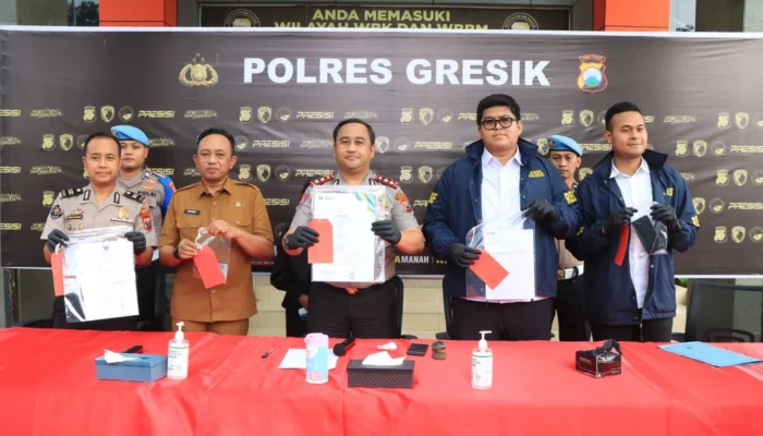 Terbongkar! Penipu Rekrutmen PNS Pemkab Gresik Raup Rp1,5 Miliar, Ditangkap di Kalimantan Tengah