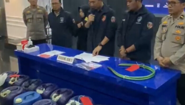 Terbongkar! Sindikat BBM Subsidi Pertalite di Malang, Libatkan Oknum SPBU dan Modus Barcode Ilegal