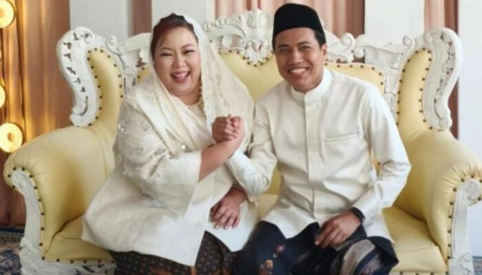 Putri Gus Dur Inayah Wahid Resmi Menikah dengan Lora Mamak, Momen Bahagia Dua Keluarga Pesantren Jadi Sorotan