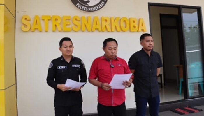 Residivis dan IRT Diciduk! Satresnarkoba Pamekasan Bongkar Perantara Sabu, Jaringan Lebih Besar Diburu
