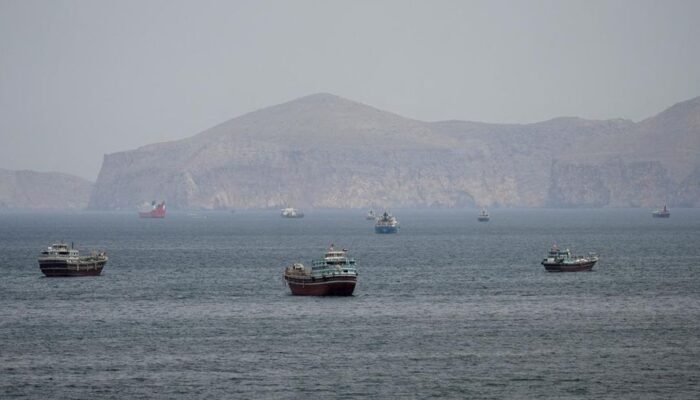 Selat Hormuz Lumpuh Total! Kapal Nyaris Tak Bergerak, Iran vs AS Memanas, Dunia Waspada Krisis Energi