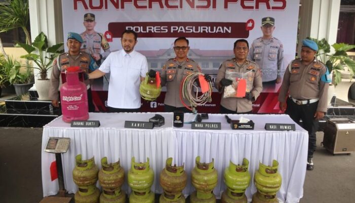 Terbongkar! Sindikat Oplosan LPG Subsidi di Pasuruan Raup Rp24 Juta/Bulan, Dua Pelaku Ditangkap