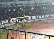 Spanduk ‘Shut Up KDM’ Gegerkan GBLA, Dedi Mulyadi: Terima Kasih Bobotoh, Demi Jaga Profesionalisme Persib