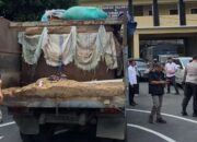 Terbongkar! Sopir Truk Angkut 1 Ton Solar Subsidi di Blitar, Disembunyikan dalam Tangki Modifikasi