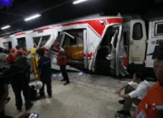 Tragedi Bekasi Jadi Alarm Nasional! Menhub Tegaskan Evaluasi Total Keselamatan Kereta Api