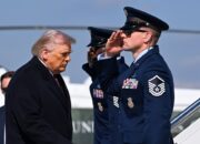 Trump Klaim AS-Iran Angkut Uranium Bareng, Teheran Tegas Bantah: Negosiasi Memanas!