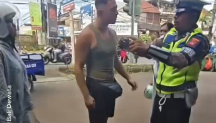 Viral WNA Italia Marah Saat Ditilang di Denpasar karena Tak Pakai Helm, Motor Diamankan Polisi