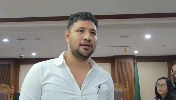 Vonis Ammar Zoni Dibacakan 23 April 2026, Terdakwa Nangis Bantah Jadi Bandar: “Saya Hanya Pecandu”