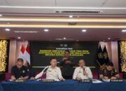 3 WNA Australia Diserahkan ke Kejaksaan, Masuk Indonesia Tanpa Dokumen via Pesawat—Imigrasi Tegaskan Zero Tolerance