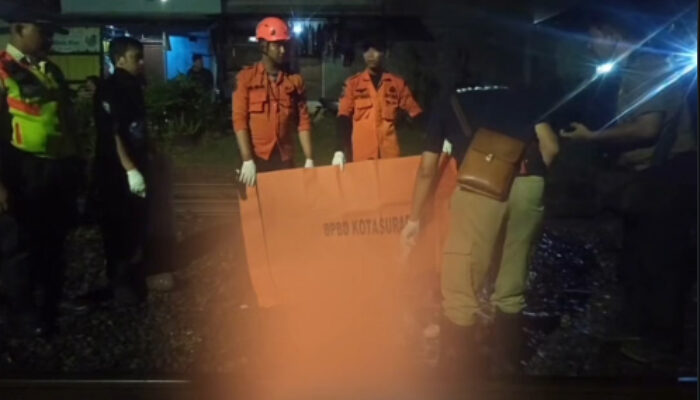 Pejalan Kaki Tewas Tertabrak Kereta di Wonokromo Surabaya, Identitas Korban Misterius