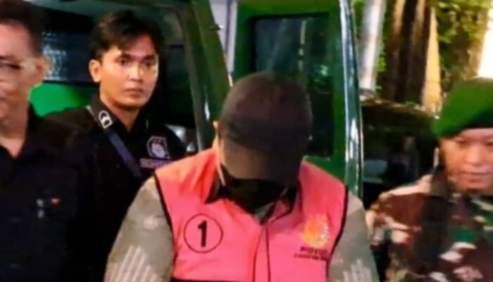 Manipulasi Kredit Mikro Rp 1,5 Miliar, Oknum Bank di Jombang Ditahan Kejari