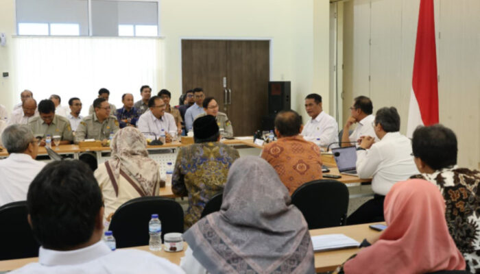 Stok Beras RI Tembus 5 Juta Ton, Mentan Amran Desak Kampus Percepat Hilirisasi Inovasi Pertanian