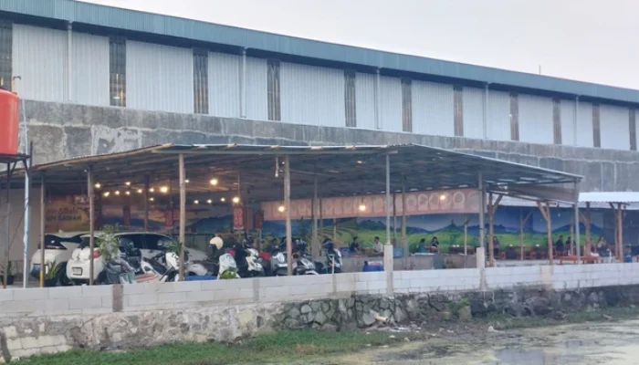 Kontroversi Warung Mie & Babi di Sukoharjo Ditolak Warga, Izin Usaha Diminta Dicabut