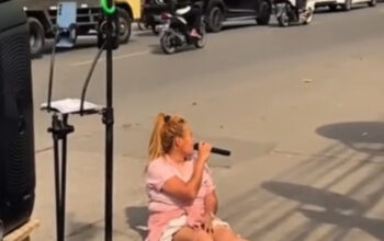 Pinkan Mambo Ngamen di Jalanan, Raup Hingga Rp26 Juta Sehari: Demi Biaya Hidup dan Pengobatan Anak
