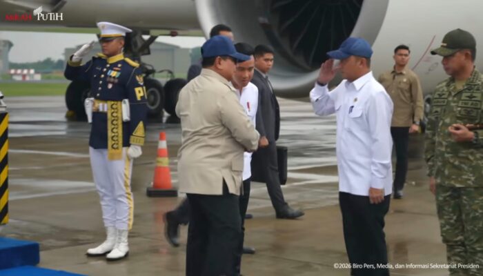 Prabowo Tiba di Tanah Air Usai Lawatan Rusia–Prancis, Bahas Energi, Investasi, dan Pertahanan