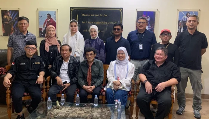 Kisruh Royalti Musik Memanas! Rhoma Irama Kritik LMKN, Musisi Terima Rp25 Juta untuk 300 Orang