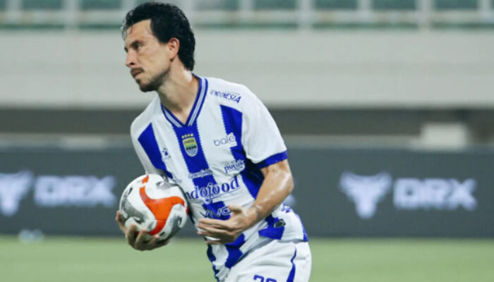 Persib vs Dewa United 2-2: Drama VAR, Kartu Merah, Maung Bandung Selamat di Menit Akhir