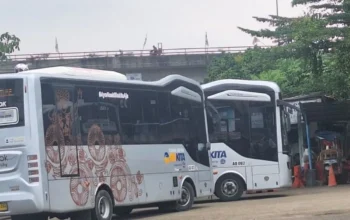 Foto : Biskita di Terminal Depok. ANTARA/Feru Lantara