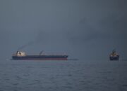 PANAS! AS Akhiri Operasi Militer ke Iran, Selat Hormuz Tetap Mencekam dan Ribuan Kapal Tertahan