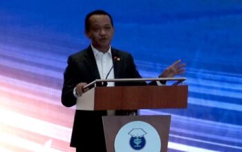 Foto: Menteri ESDM, Bahlil Lahadalia dalam acara Sinergi Alumni IPB Untuk Bangsa, Sabtu (2/5/2026). (YouTube/Himpunan Alumni IPB)