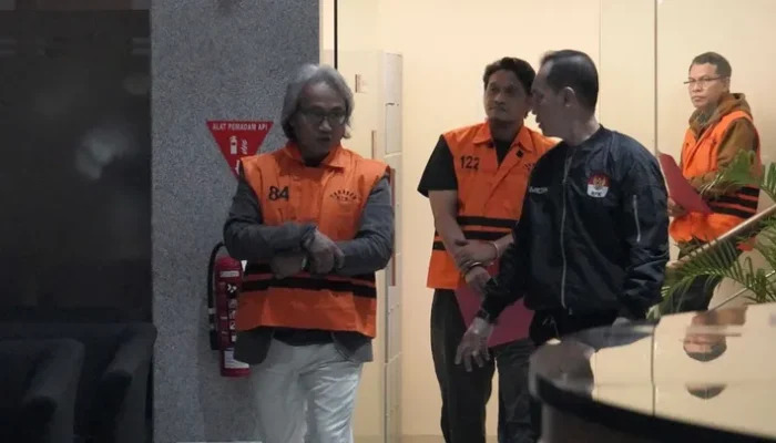 KPK Bongkar Suap Rp61,3 Miliar ke Pejabat Bea Cukai! Bos Blueray Cargo Didakwa Beri Uang dan Barang Mewah