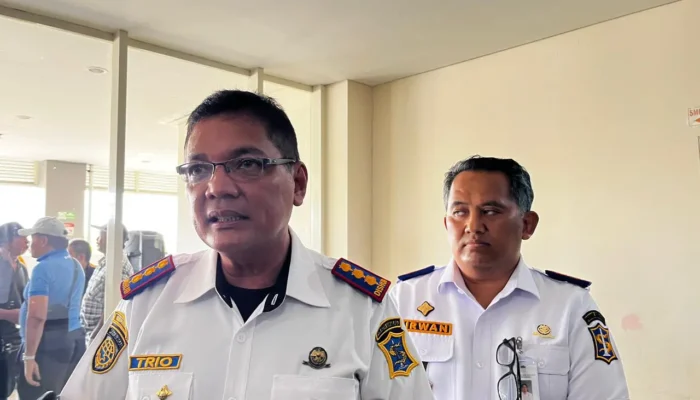 Digitalisasi Parkir Surabaya Dimulai! 389 Jukir Menolak, Dishub Pastikan Diganti