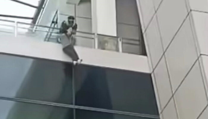 Dua WNA Jatuh dari Balkon KLIA2 Malaysia, 1 Tewas—Insiden Beruntun Picu Penyelidikan Serius