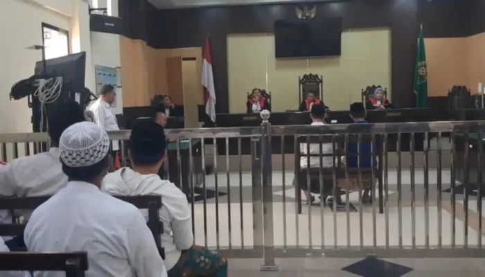 Jaksa Tuntut Maksimal 5 Tahun Penjara Pelaku Penganiayaan Guru Madrasah di Sampang