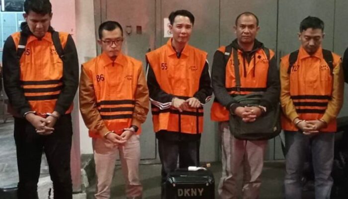 KPK Dalami Dugaan Suap Rp980 Juta Bupati Rejang Lebong, Orang Kepercayaan Ikut Diperiksa